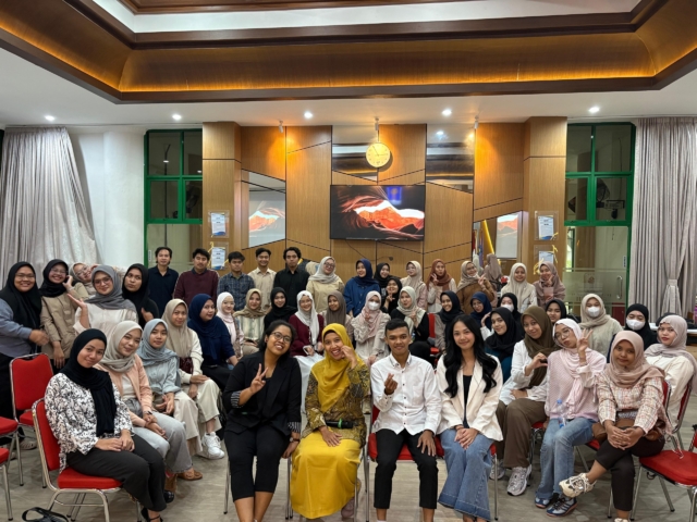 Gerakan Sekolah Menyenangkan Ajak Mahasiswa Psikologi UII Pahami Tantangan Pendidikan